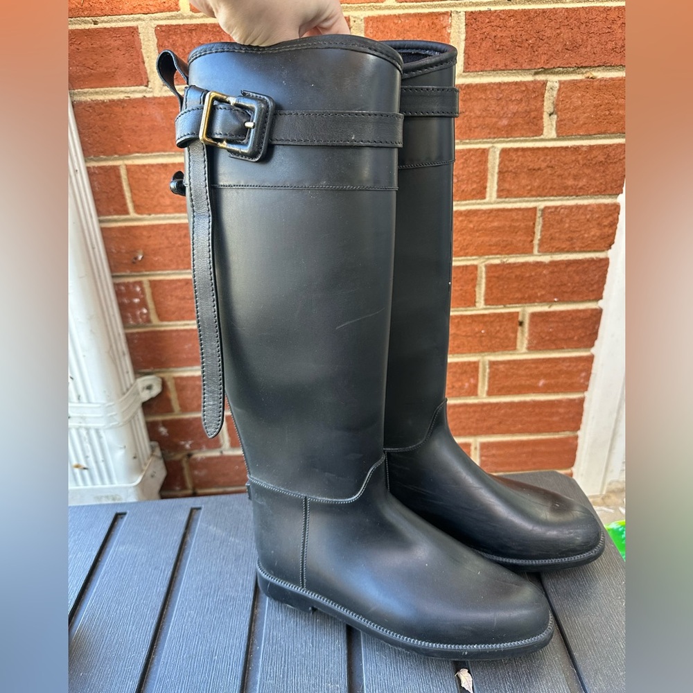 Burberry Equestrian rainboots